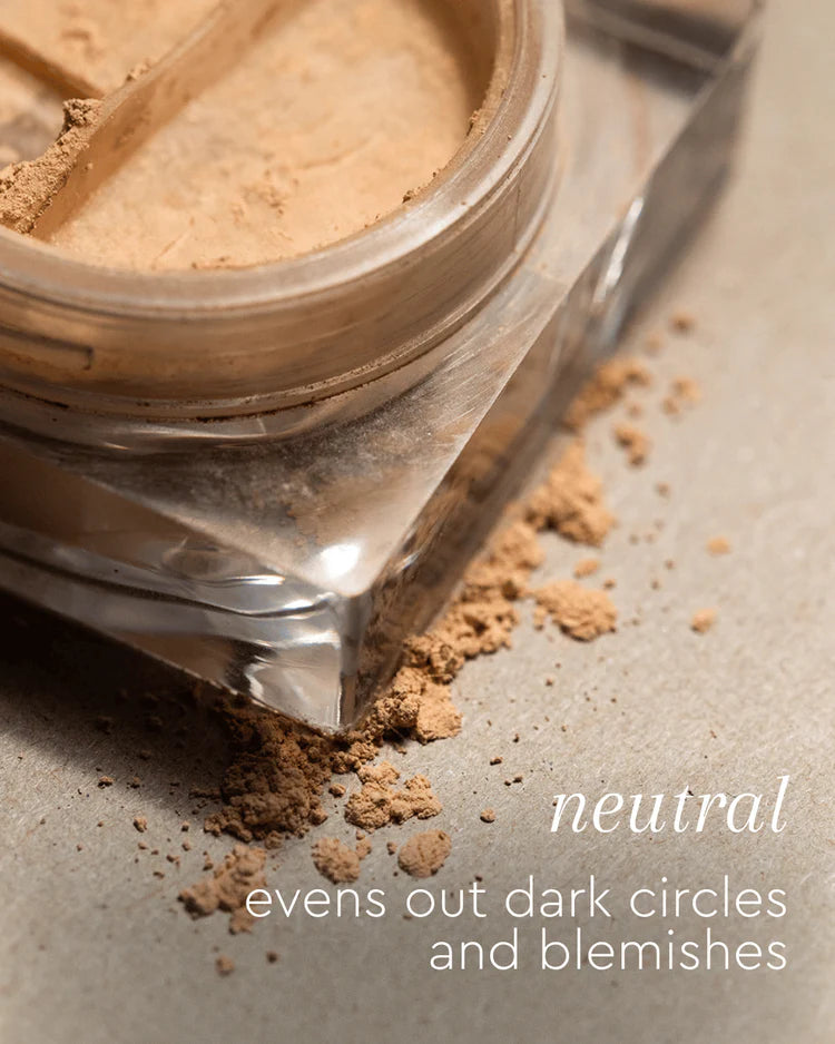 IAK loose mineral concealer
